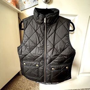 NWT J.Crew Black Quilted Vest. NWT. Size Medium.